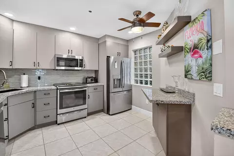 5157 Floria Way #F, Boynton Beach, FL 33437