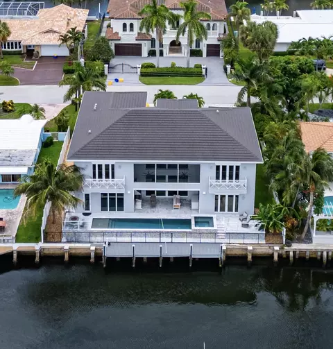 807 Dover St, Boca Raton, FL 33487