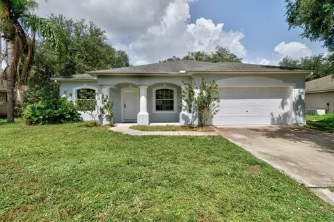 8955 103rd Ave, Vero Beach, FL 32967