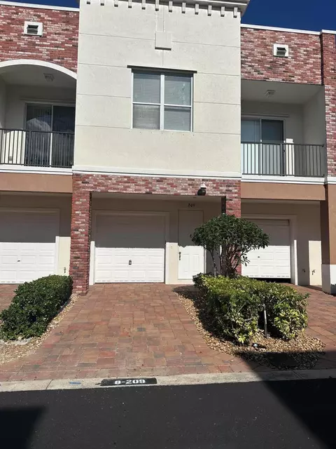 10280 SW Stephanie Way SW #8209, Port Saint Lucie, FL 34987