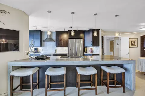 500 S Ocean Blvd #1704, Boca Raton, FL 33432