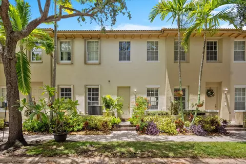 609 NW 24th Ave, Boynton Beach, FL 33426