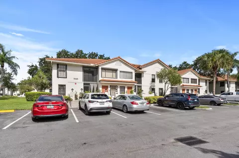 9668 Sills Dr E #101, Boynton Beach, FL 33437