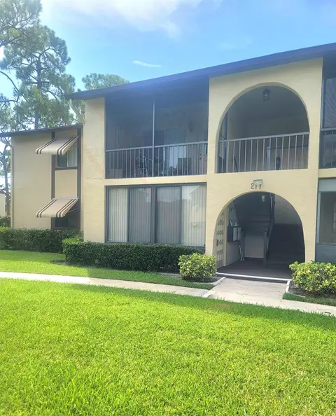 217 Pine Hov Cir #A-1, Greenacres, FL 33463