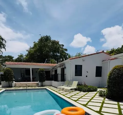 419 26th, West Palm Beach, FL 33407