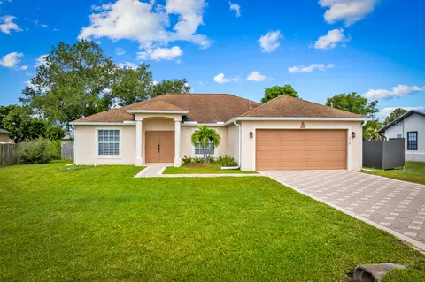 438 NW Byron St, Port Saint Lucie, FL 34983