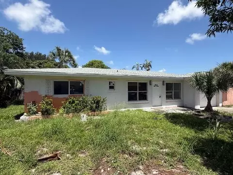 566 Fern Ln, Delray Beach, FL 33445