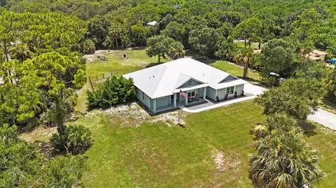 4912 Pinetree Dr, Fort Pierce, FL 34982