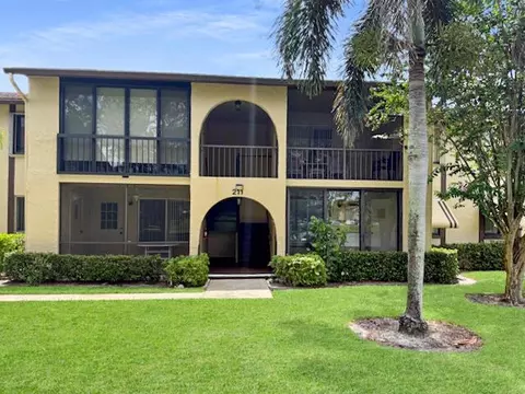 211 Pine Hov Cir #B-1, Greenacres, FL 33463