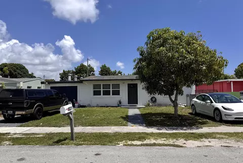 1021 Beech Rd, West Palm Beach, FL 33409
