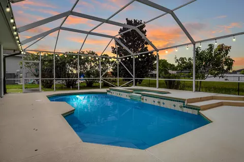 5629 NW North Crisona Cir, Port Saint Lucie, FL 34986