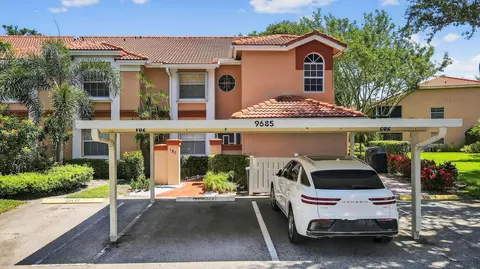 9685 Shadybrook Dr #102, Boynton Beach, FL 33437