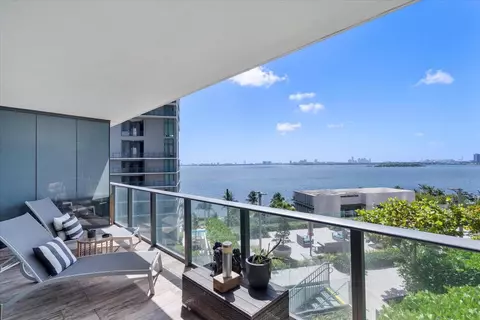 650 NE 32nd St #606, Miami, FL 33137