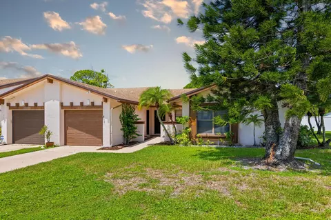 6125 Elsinore Cir, Greenacres, FL 33463