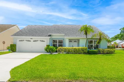 460 NW Casanova Cir, Port Saint Lucie, FL 34986
