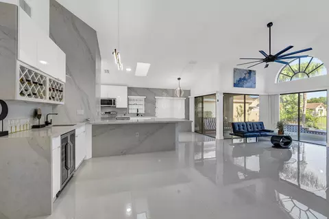 6859 Bitterbush, Boynton Beach, FL 33472