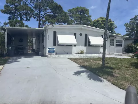 6364 Birch Ln, Lantana, FL 33462