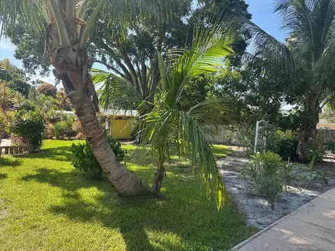 334 Smallwood Ave, Fort Pierce, FL 34982