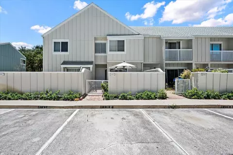 6359 Riverwalk Ln #6, Jupiter, FL 33458