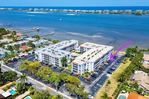 1516 S Lakeside Dr # 117, Lake Worth Beach, FL 33460