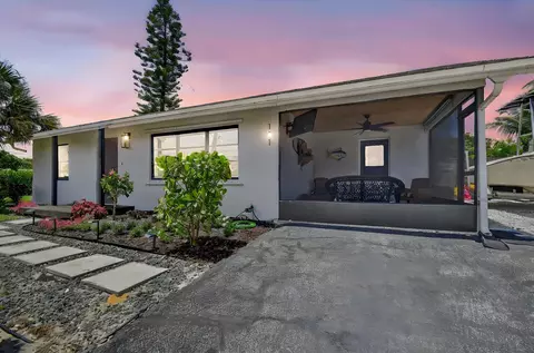 101 NE 26th Ave, Boynton Beach, FL 33435