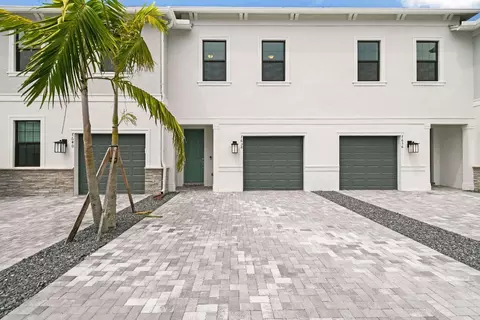 7638 SW Lucy #LATITUDE 49-09, Stuart, FL 34997