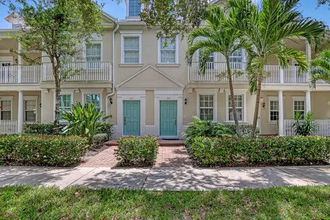187 E Bay Cedar Cir, Jupiter, FL 33458
