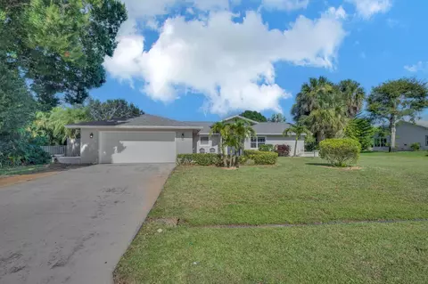 2013 SE Hanford Rd, Port Saint Lucie, FL 34952