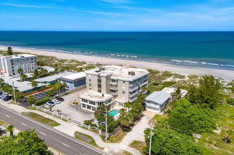 1155 S Atlantic Ave #203, Cocoa Beach, FL 32931