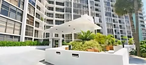 200 Leslie #412, Hallandale Beach, FL 33009