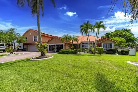 1652 SW Schleicher Ln, Port Saint Lucie, FL 34984