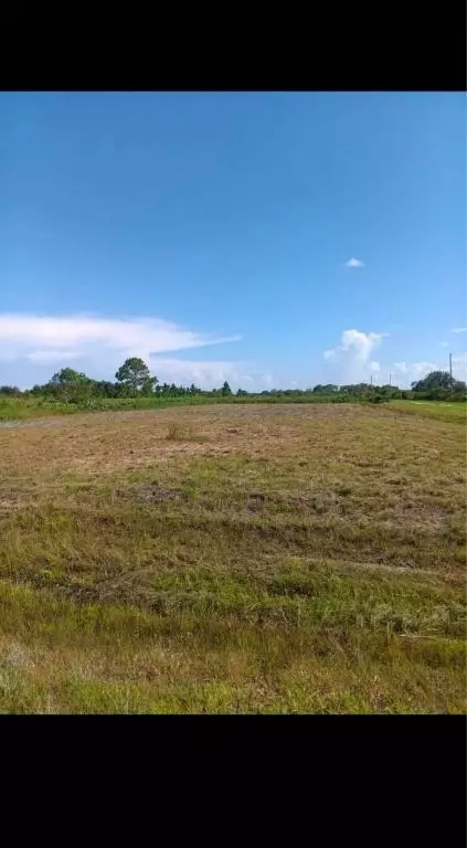 18570 NW 248th St, Okeechobee, FL 34972