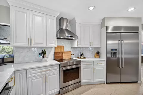 4270 Fox, Boynton Beach, FL 33436
