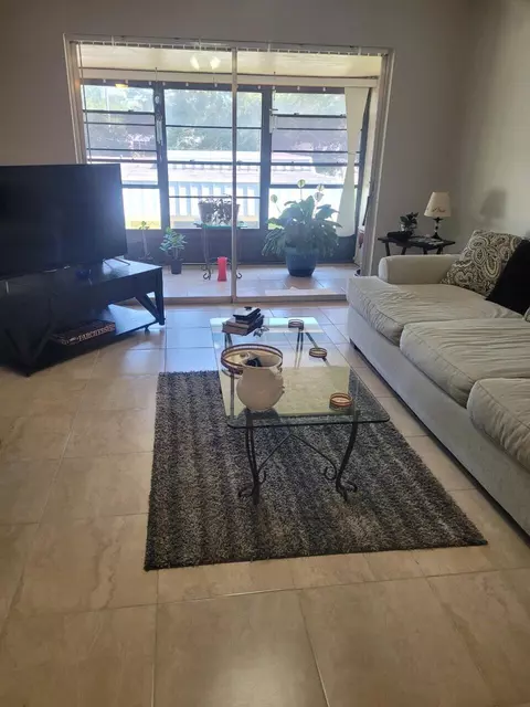 2302 Sunrise Blvd #201, Fort Pierce, FL 34982