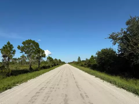 113 Liberty Ter, Labelle, FL 33935 photo 2