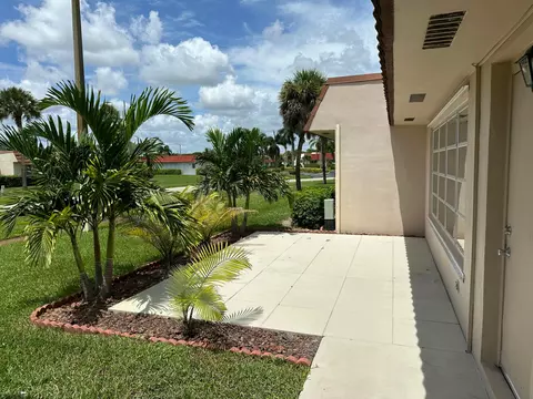 5775 W Fernley Dr W #112, West Palm Beach, FL 33415