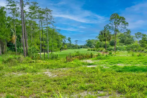 3551 SE Tailwinds Rd, Jupiter, FL 33478