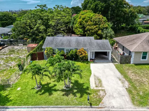 808 41st St, West Palm Beach, FL 33407