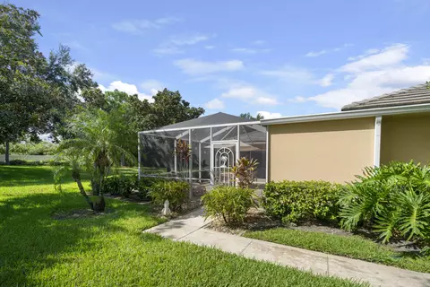 1200 Sun Terrace Cir #23B, Port Saint Lucie, FL 34986
