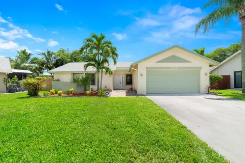 9175 Bedford Dr, Boca Raton, FL 33434