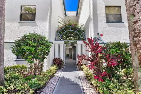 5153 Floria #V, Boynton Beach, FL 33437
