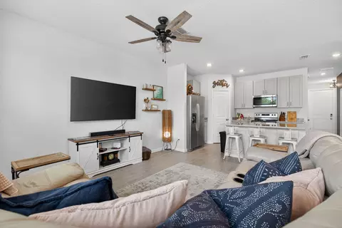 Living - 3942 SE Caladium Ct, Stuart, FL 34997 photo 1 of 3
