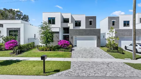 655 Kingsbridge St, Boca Raton, FL 33487