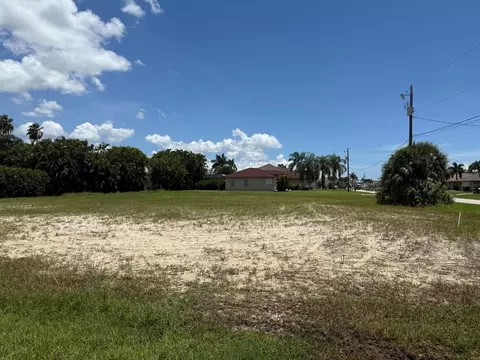 2710 SW 30th Ter, Cape Coral, FL 33914