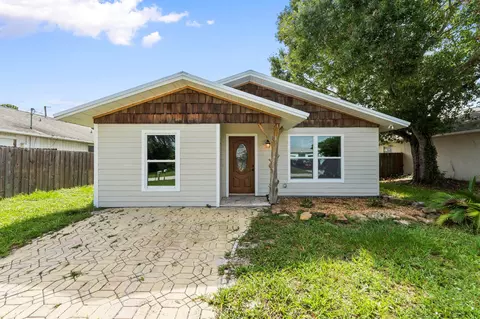 1320 21st Ave SW, Vero Beach, FL 32962