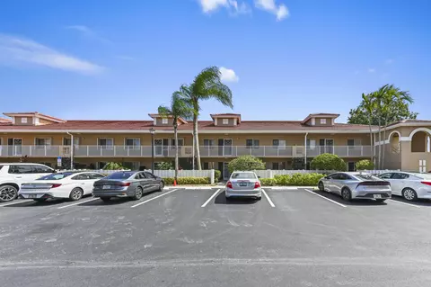 5952 Regal Glen Dr #207, Boynton Beach, FL 33437