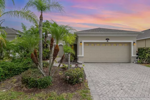 1869 Tullagee Ave, Melbourne, FL 32940