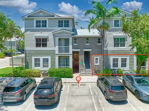 1006 Shoma Dr, Royal Palm Beach, FL 33414