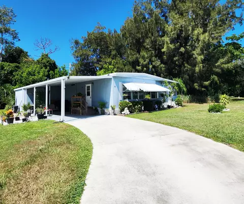 6 Angelita, Port Saint Lucie, FL 34952