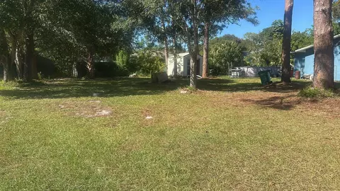 5311 Hickory Dr, Fort Pierce, FL 34982